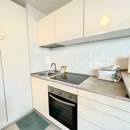 Cg5 - Reformado, 1 Dormitorio, Vistas, Centro 50 Metros Y Playa 700 Metros Lägenhet