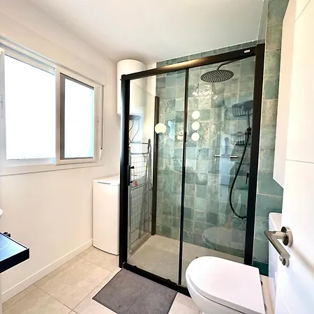 Apartamento Cg5 - Reformado, 1 Dormitorio, Vistas, Centro 50 Metros Y Playa 700 Metros *